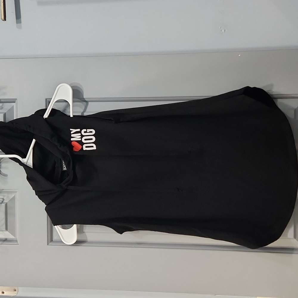 NWOT Modern Lux Love My Dog Black Sleeveless Hoodie Hooded Tank Top Red Heart XS